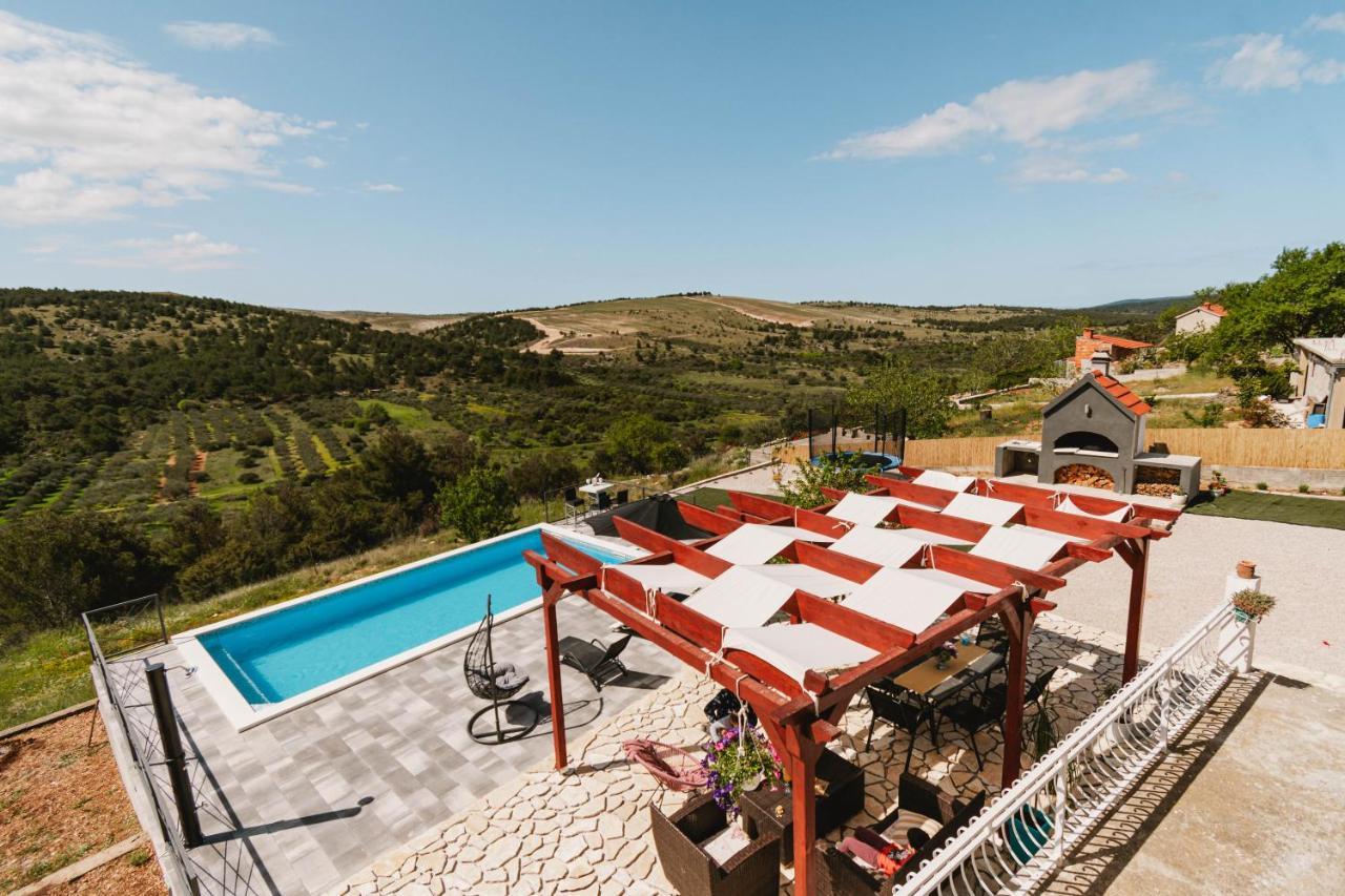 Guest House "The View" - With A Pool Donje Polje エクステリア 写真