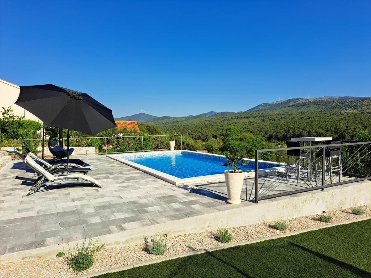 Guest House "The View" - With A Pool Donje Polje エクステリア 写真