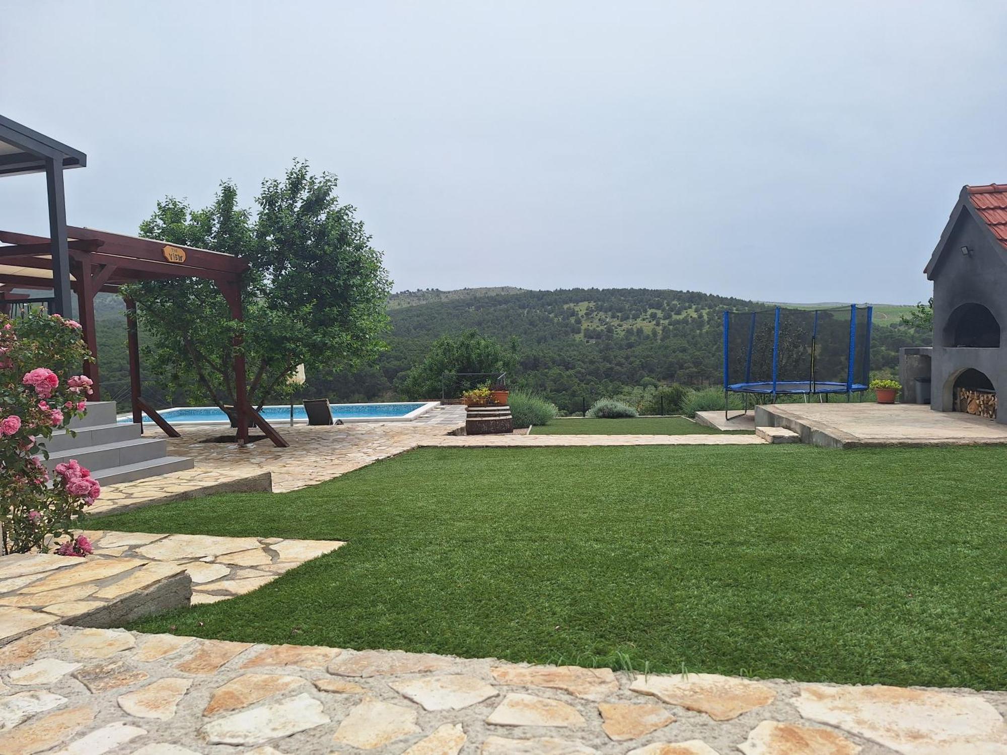 Guest House "The View" - With A Pool Donje Polje エクステリア 写真